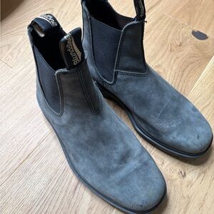 Blundstone women’s boots.